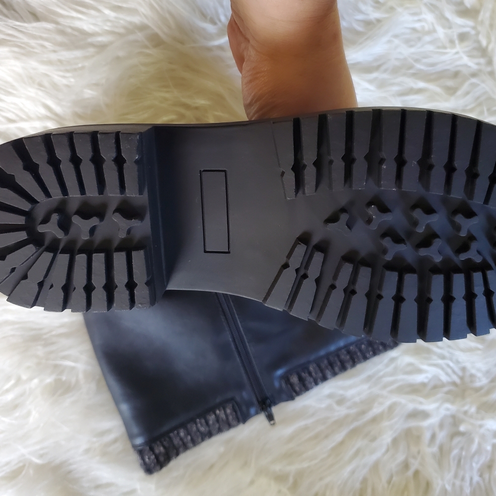 NWOT Women's Boots Size 10 - Picture 4 of 8